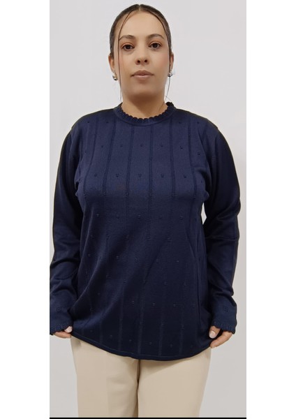 Büyük Beden Uzun Kollu Ince Merserize Kumaş Soğuk Ip 70 cm Boyda Yaka Dantelli Anne Bluz