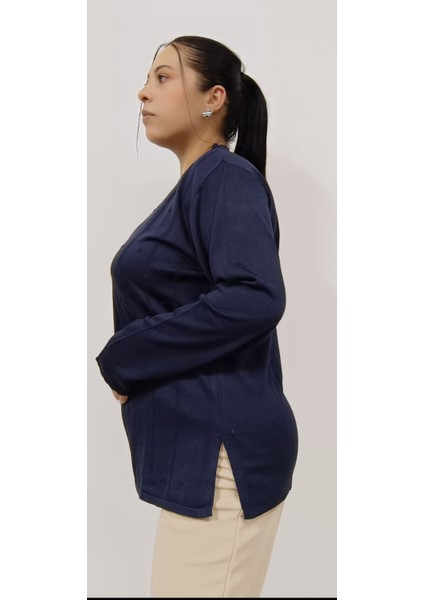 Büyük Beden Uzun Kollu Ince Merserize Kumaş Soğuk Ip 70 cm Boyda Yaka Dantelli Anne Bluz
