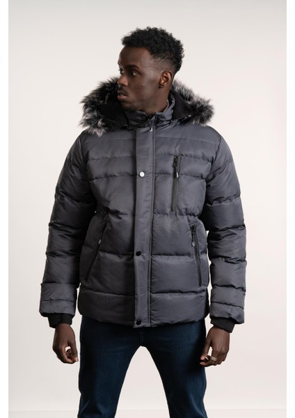 Kürklü Kapşonlu (Kürk ve Kapşon Çıkartılabilir) Içi Polarlı Slimfit Kısa Mont
