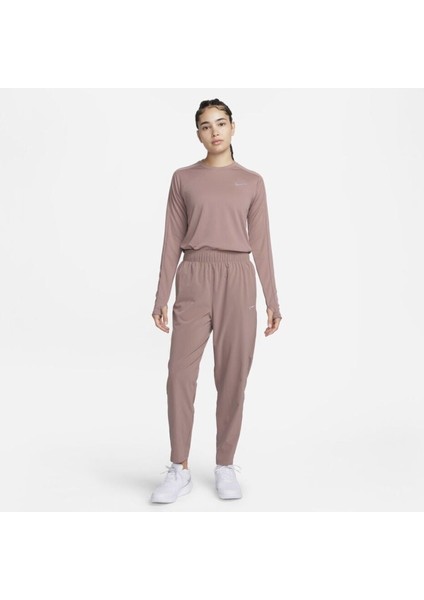 Dri-Fit Fast Mid-Rise 7/8 Running Kadın Koşu Eşofman Altı fırsatları