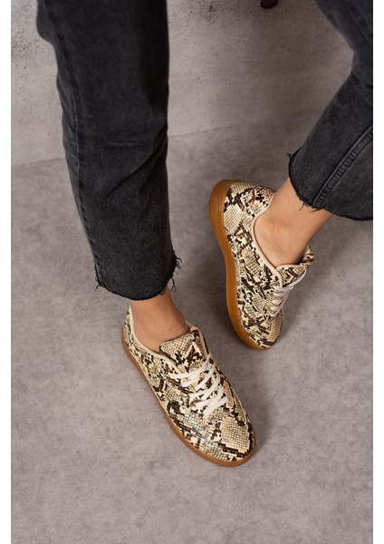 Lera Kadın Bej Cilt Yılan Desenli Sneaker fiyatları