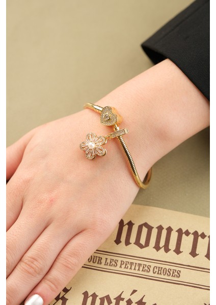 Gold Özel Tasarım Zirkon Taşlı Charm