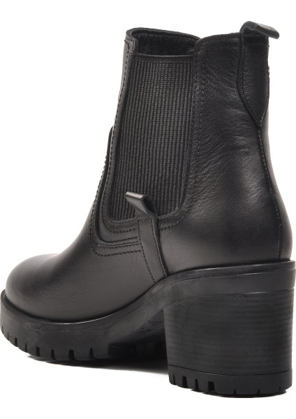 Siyah Deri Kadın Bot fırsatları