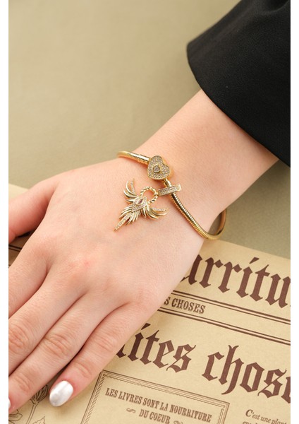 Gold Özel Tasarım Zirkon Taşlı Charm fiyatları
