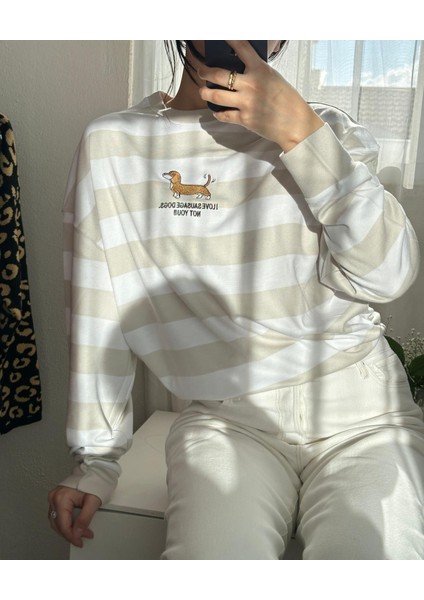 Kadın Oversize Köpek Nakışlı Sweatshirt