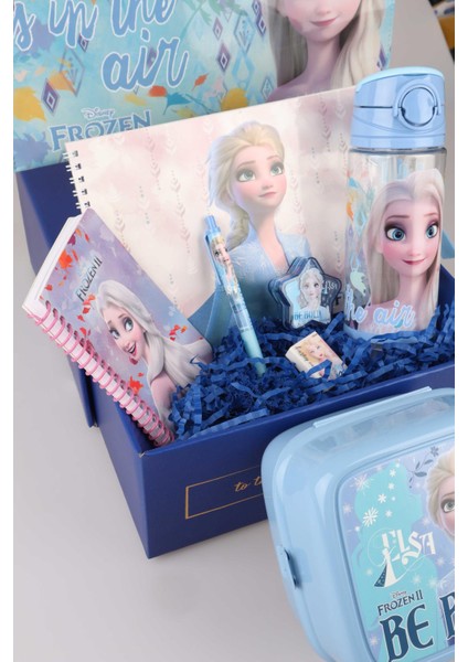 Dekomus Lisanslı Gıft Box Özel Kutulu "elsa'nın Mavi Okul Yolculuğu" Kırtasiye ve Yemek Seti