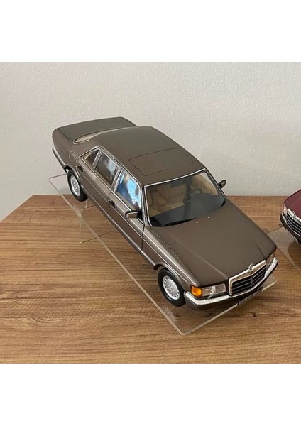 1/18 Ölçekli Model Araç Rampası (28CM x 20CM)