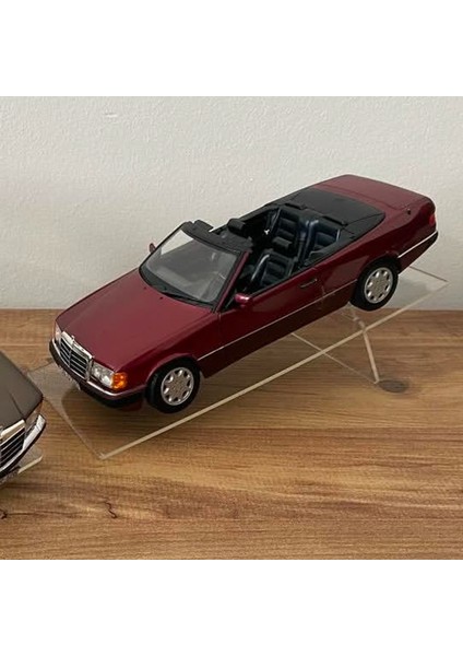 1/18 Ölçekli Model Araç Rampası (28CM x 20CM)
