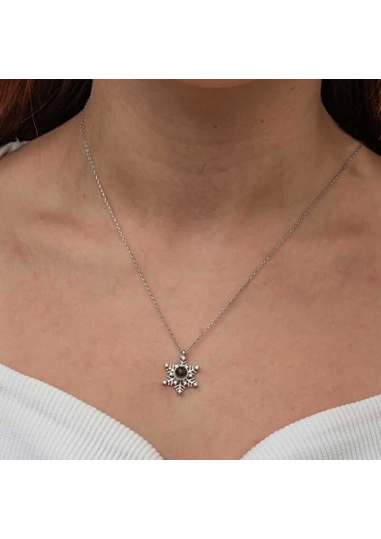 Gümüş 100 Dilde Seni Seviyorum Kar Tanesi Kadın Kolye fiyatları