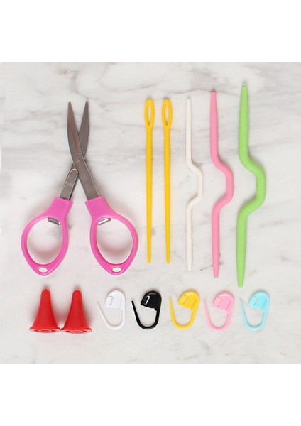 Çantalı Tığ ve Örgü Aksesuarları Seti fırsatları