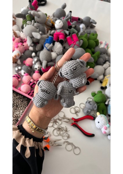 Amigurumi Fil Örgü Anahtarlık / arkadaş hediyesi / çanta süsü