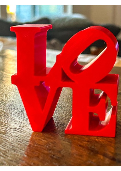 Sevgililer Günü Için Kırmızı 3 Boyutlu Love Yazısı