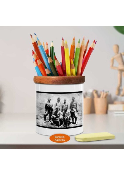 Kahraman Türk Askerleri Ahşap Seramik Kalemlik -Ataturk (1219)