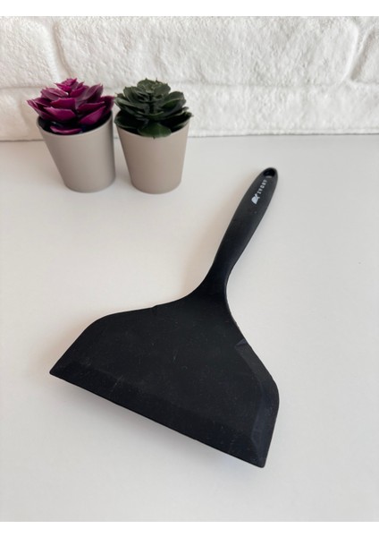 Yeninesilevim Geniş Uçlu Silikon Spatula Köfte Spatulası 12 cm
