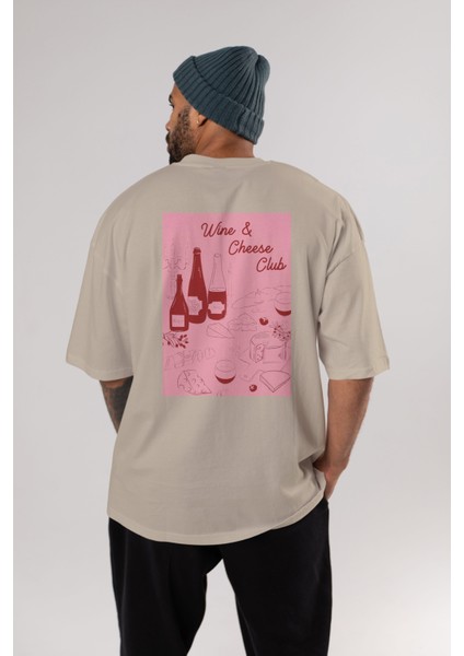 Wine Cheese Club Arka Baskılı Oversize T-Shirt Erkek Kadın Unisex %100 Pamuk Bisiklet Yaka Tişort fırsatları