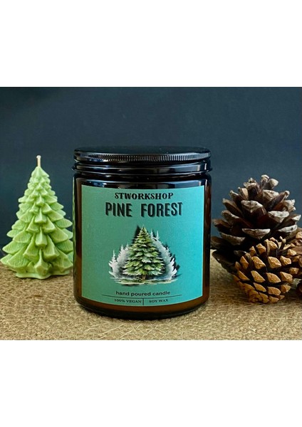 Pine Forest ve Vanilla Bliss: Doğadan Ilham Alan Ahşap Fitilli Mum Seti 390GR Mum Içeren 2AD.AMBER Cam Kavanoz