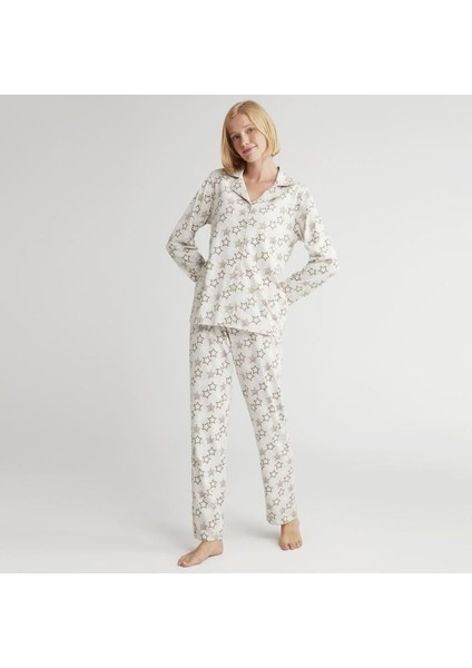 2523 Yıldız Desenli Önden Düğmeli Pijama Takımı