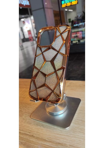 Apple iPhone 14 Pro Max Uyumlu Taşlı Baklava Desenli Karbon Kapak Hologramlı Darbe Korumalı Kılıf fırsatları