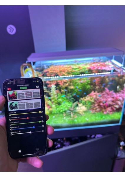 Orıon LED D Serisi Rgbw Telefon Kontrollü Aydınlatma 45CM