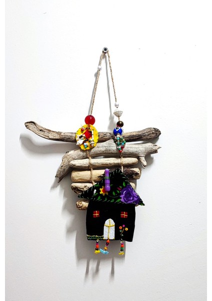 El Yapımı Keçe, Kumaş Üzerine Işlenmiş Balkon, Duvar, Kapı Süsü / 20 x 19 cm