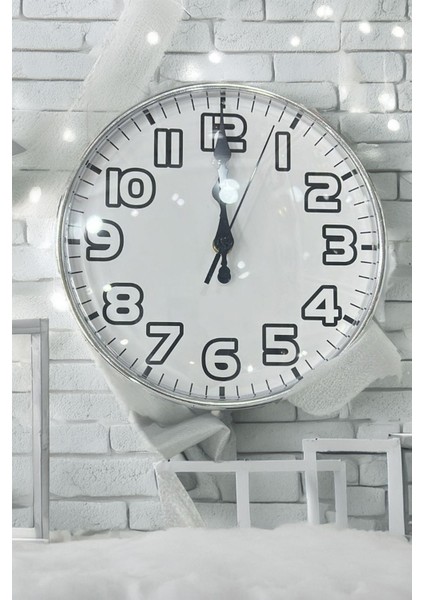 Duvar Saati Yeni Nesil Font Kenarları Gümüş Renkte Duvar Saati 20 cm modelleri