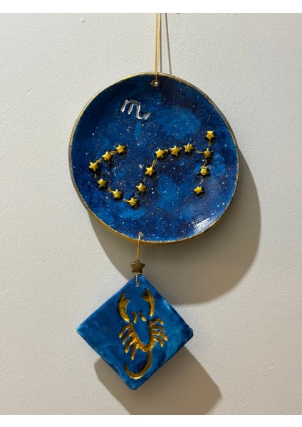 Akrep Burcu Yıldız Haritalı, Pirinç Yıldız Süslü Akrep Armalı Duvar Süsü - Kutusunda fırsatları