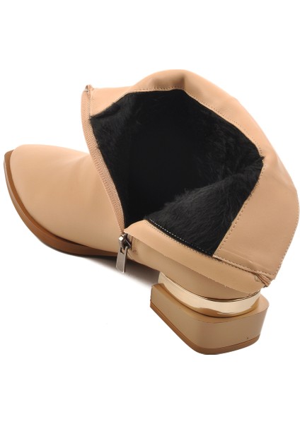 Bej Kadın Bot fırsatları