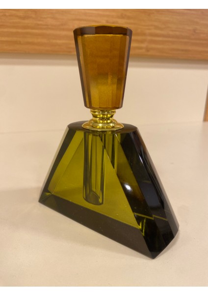 Dekoratif Kristal Parfüm Şişe Obje Üçgen Model Haki Yeşil