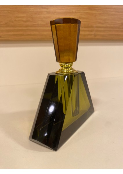 Dekoratif Kristal Parfüm Şişe Obje Üçgen Model Haki Yeşil indirimleri