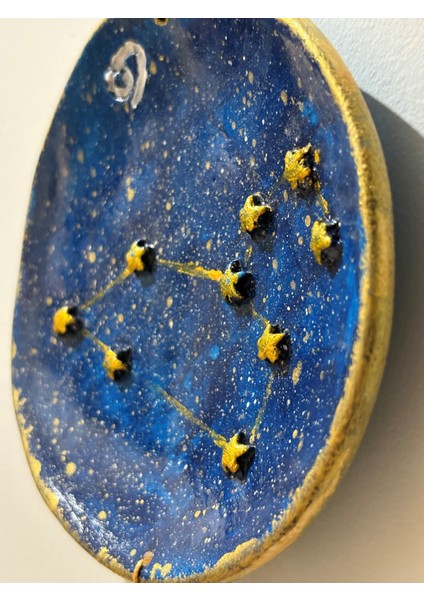 Aslan Burcu Yıldız Haritalı, Pirinç Yıldızlı Aslan Arma Duvar Süsü - Kutusunda fırsatları