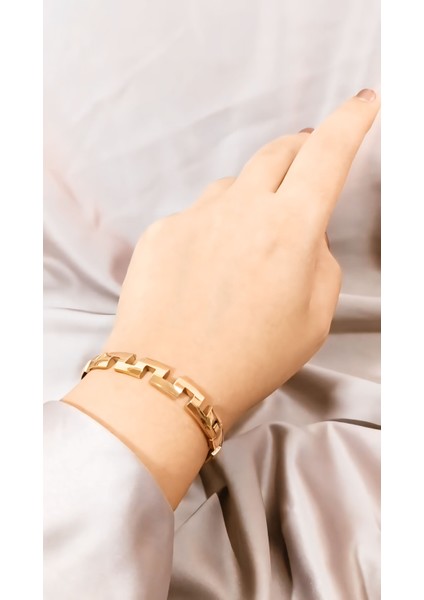 14K Altın Kaplama Çelik Bileklik – Zarif ve Şık Tasarım