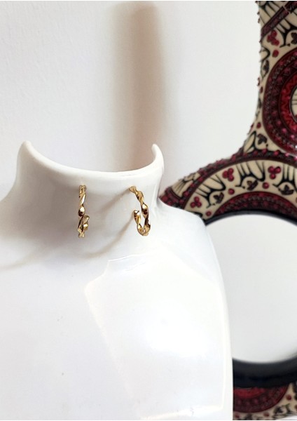 Burma Çivi Model Halka Küpe 2 cm