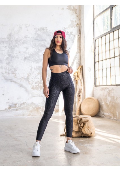 Siyah Kendinden Zebra Desen Deri Görünümlü Kumaş Spor Tayt fiyatları