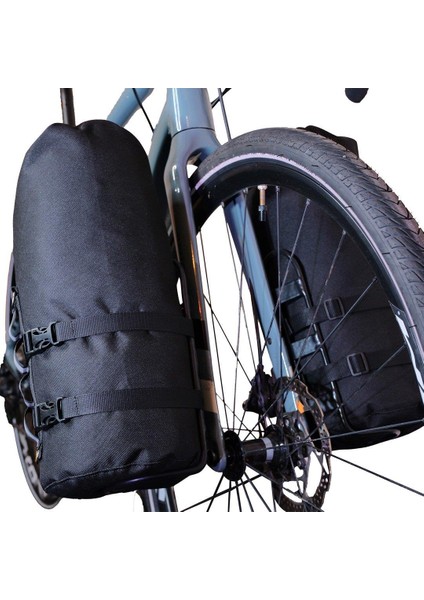 - Bikepacking Tüp Çanta 9L