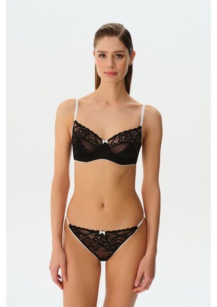 Amber Detaylı Slip Külot