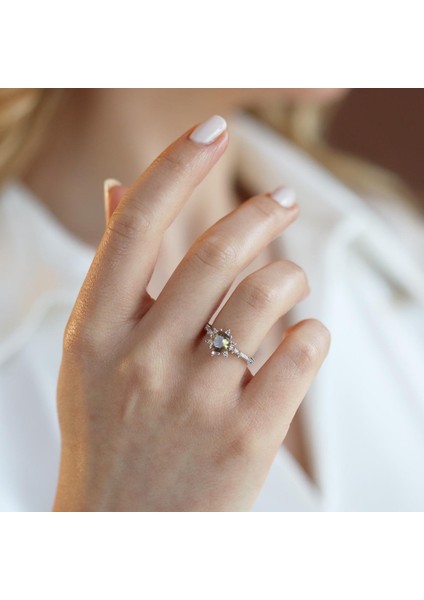 Lotus Çiçeği Zultanit Taşlı Gümüş Set modelleri