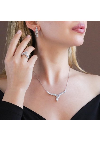 Krizet Yapraklı Zirkon Taşlı Gümüş Set