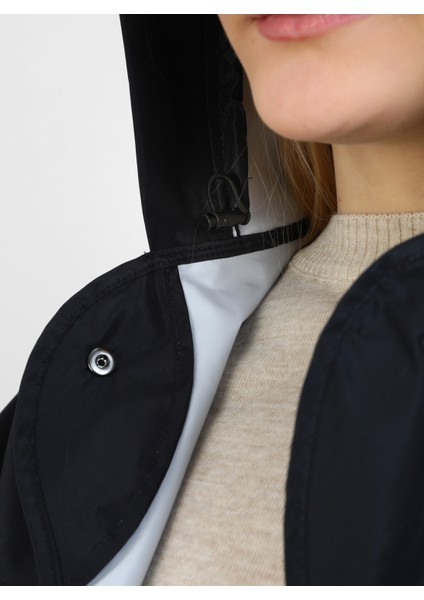 Çıtçıtlı Yağmurluk Raincoat fırsatları