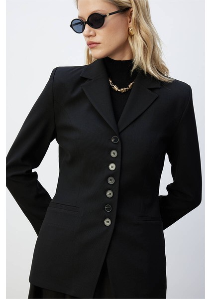 Siyah Çok Düğmeli Blazer
