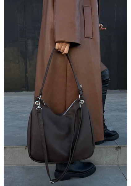 Oval Bigger Kadın Omuz Çantası Valerie Acı Kahve modelleri