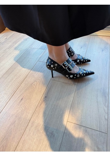 Metalik Süslemeli Topuklu Ayakkabı Siyah fırsatları