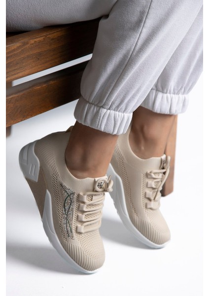 25Y301 Kadın Taşlı Casual Sneaker Ayakkabı Bej modelleri