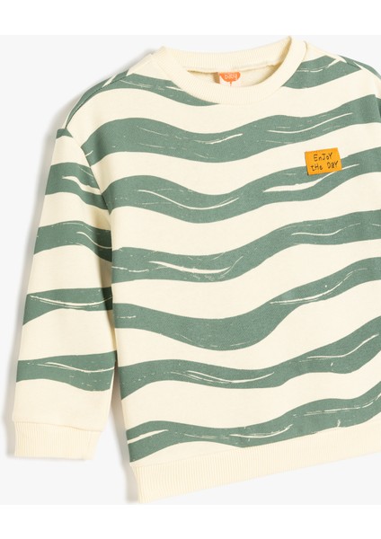 Pamuklu Desenli Uzun Kollu Bisiklet Yaka Sweatshirt