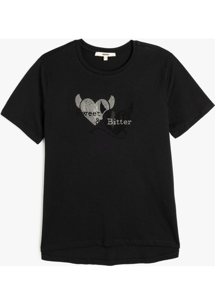 Pamuklu Bisiklet Yaka Kısa Kollu Kalp Detaylı Taşlı Tişört