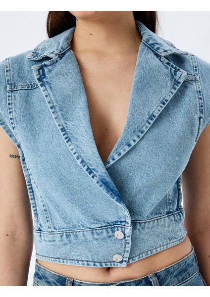 Kolsuz Kruvaze Yaka Crop Denim Düğmeli Yelek