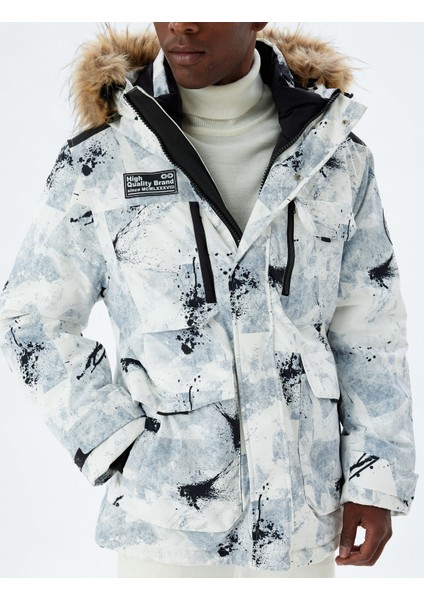 Fermuarlı Etiket Detaylı Cepli Su Itici Suni Kürklü Kapşonlu Kayak Montu indirimleri