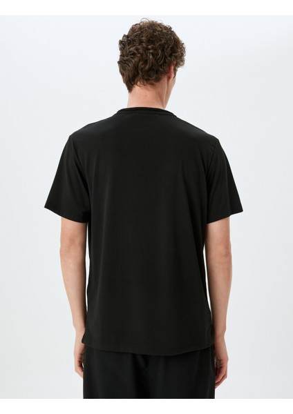 Bisiklet Yaka Kısa Kollu Viskon Karışımlı Basic Slim Fit Tişört fırsatları