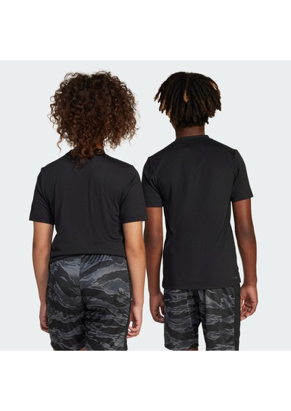 Sportswear JC8492 Training Essentials Camo-Print Tee Kids fırsatları