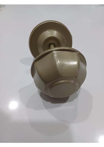 Kapı Topuzu/babası Sekizgen Metal Fırın Boyalı Nikel Saten Renk Kaliteli 7.5 cm