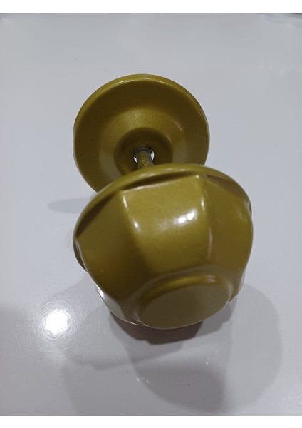 Kapı Topuzu/babası Sekizgen Metal Fırın Boyalı Sarı Renk Kaliteli 7.5 cm